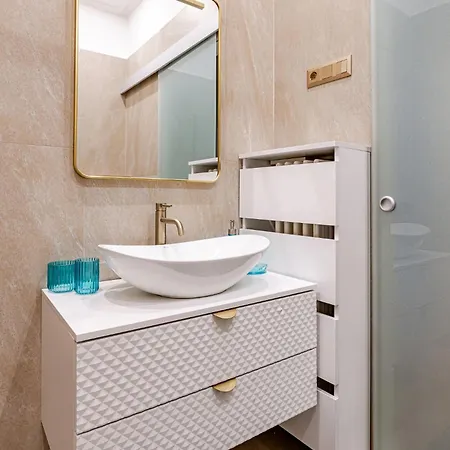 Dohany Luxury By Stn Apartman *