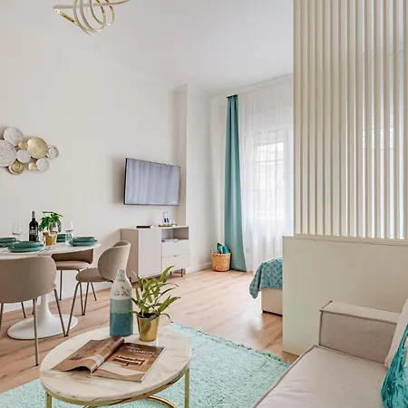 Dohany Luxury By Stn Апартаменты